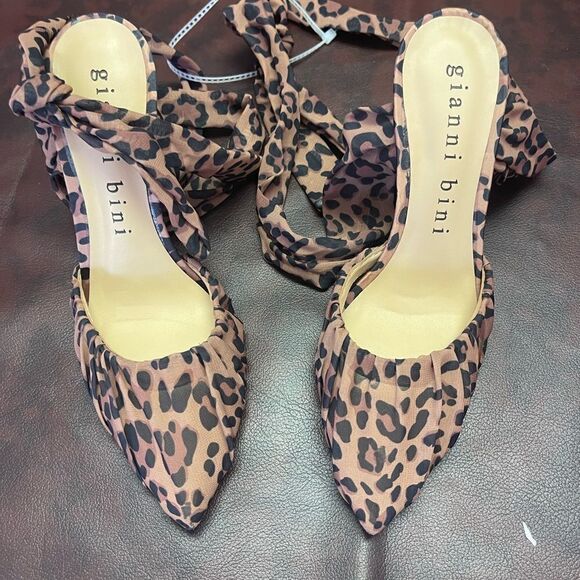Gianni Bini Henzlee leopard lace up heels, size 6‎ new without tags - Picture 2 of 13
